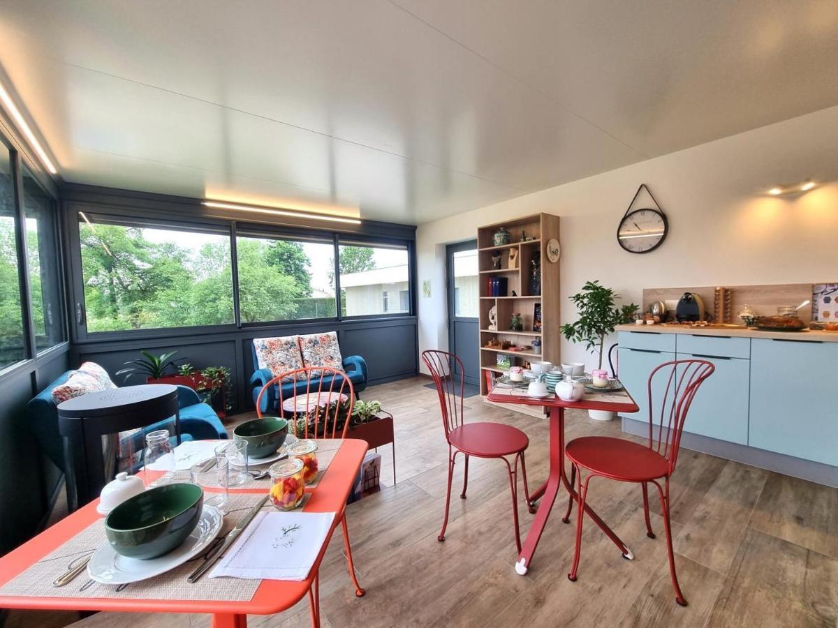 La Cle Des Chaumes Acomodação com café da manhã Boisset-lès-Montrond Exterior foto