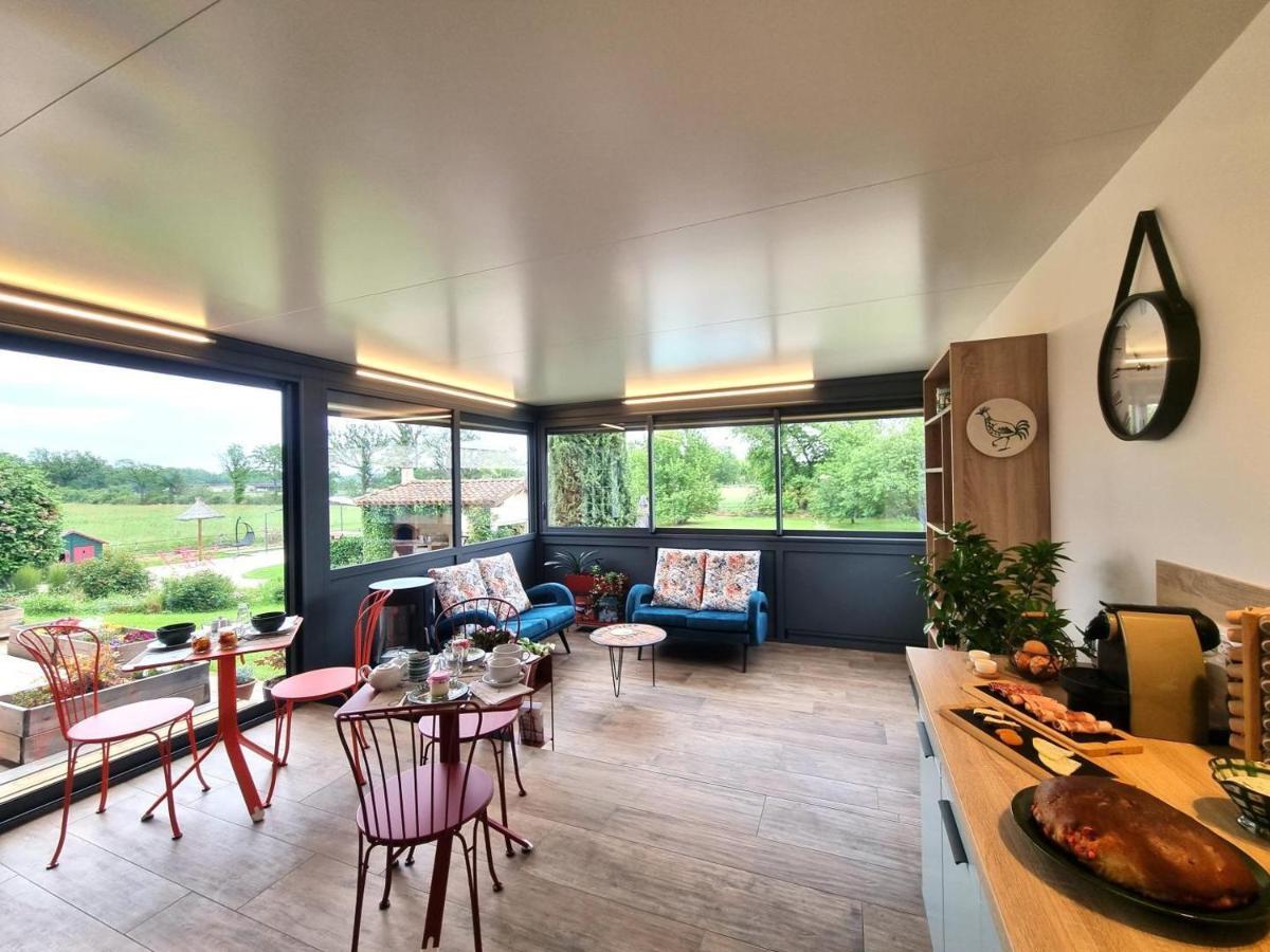 La Cle Des Chaumes Acomodação com café da manhã Boisset-lès-Montrond Exterior foto